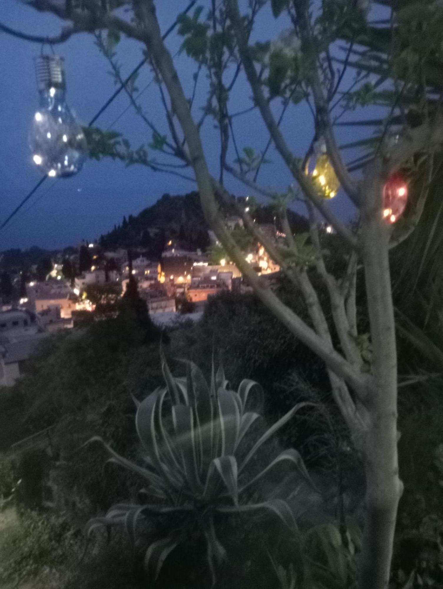 Villa Johnny And Mary'S House Breathtaking View Taormina Værelse billede