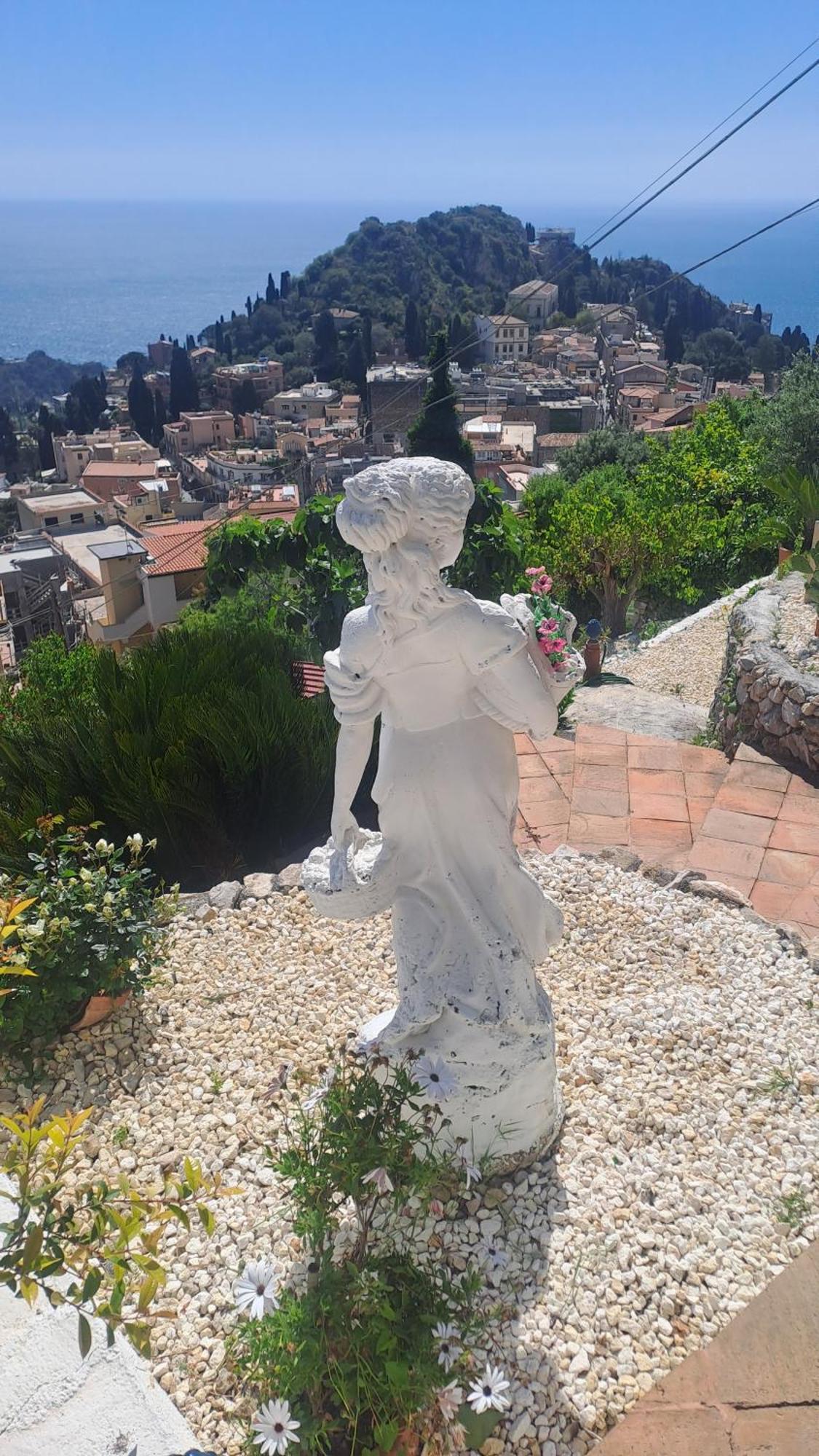 Villa Johnny And Mary'S House Breathtaking View Taormina Eksteriør billede