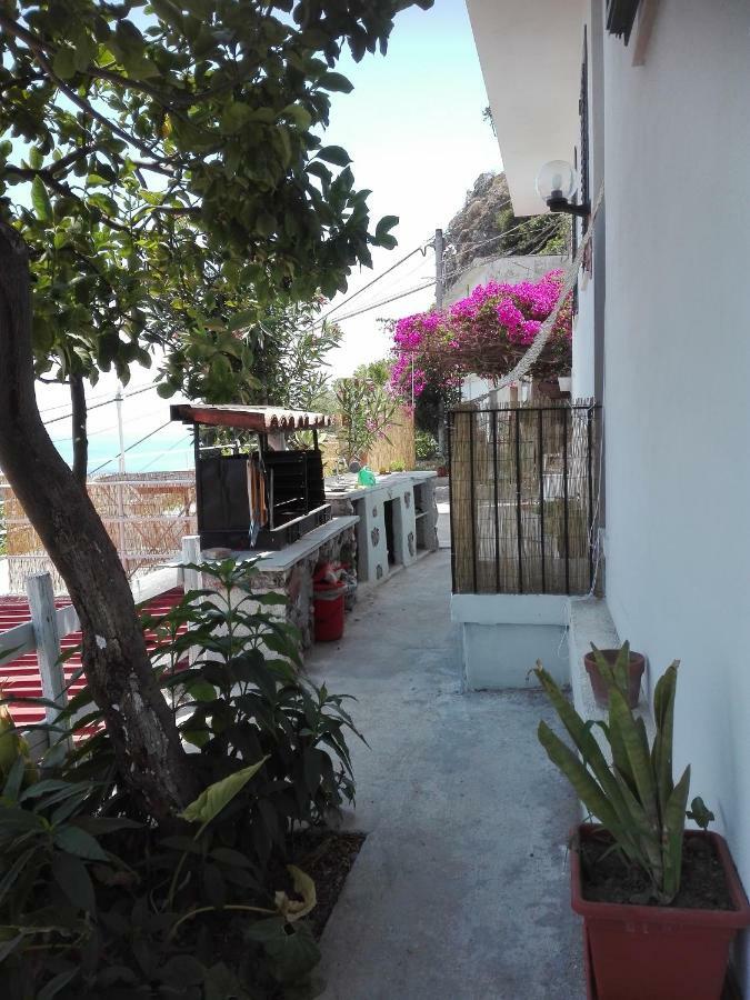 Villa Johnny And Mary'S House Breathtaking View Taormina Eksteriør billede